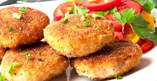 Биточки из картофеля и ветчины на завтрак