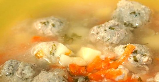 Cуп из телятины для ребенка