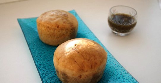 Паровые кексы с сиропом из зеленого чая