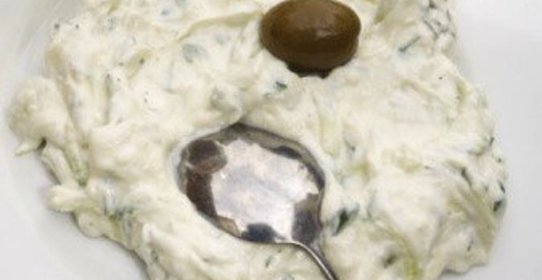 Салат из огурца «Дзадзики»