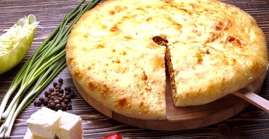 Осетинский пирог с курицей и сыром