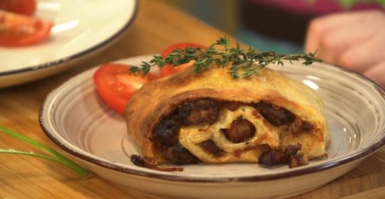 Рулет Мраморный с немецкими колбасками