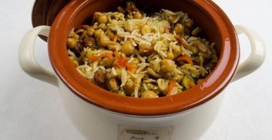 Плов с нутом в мультиварке