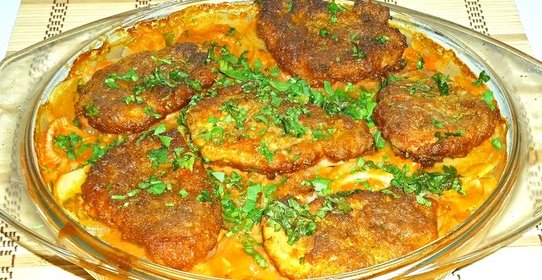 Свиные отбивные на картофельной подушке