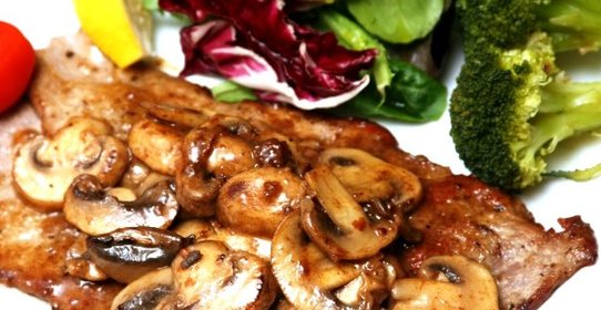 Телятина под соусом