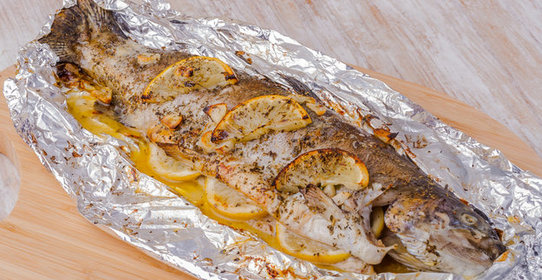Форель, запеченная в фольге