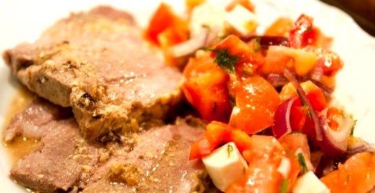 Печеное мясо в духовке