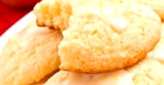 Печенье из рикотты с глазурью из лимончелло