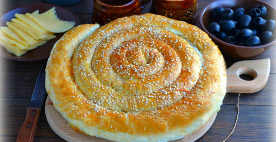 Слоеный пирог по-деревенски