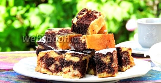 Мраморный пирог с ревенем