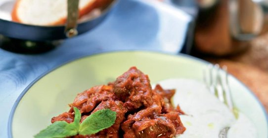 Баранина с копчеными баклажанами