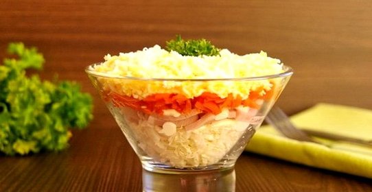 Салат с корейской морковкой и ветчиной