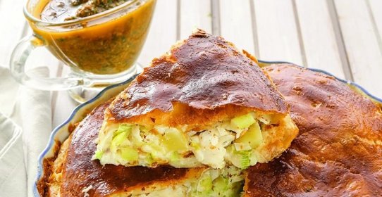 Пирог с пореем и треской