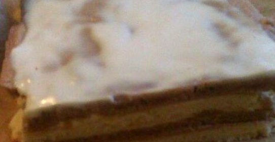 Торт «Сметанник» полосатый