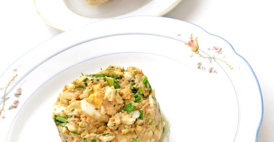 Салат из печени трески