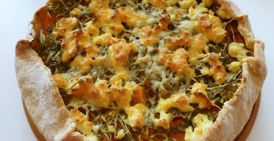 Пирог с рукколой, тыквой и адыгейским сыром