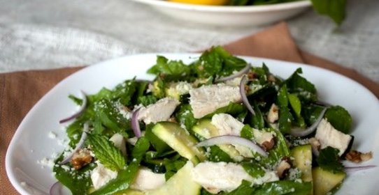 Салат с кабачками и курицей