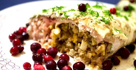 Рыба начиненная кашей