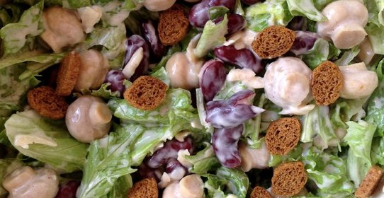 Салат с красной фасолью