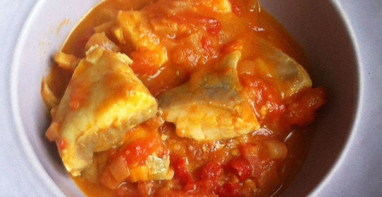 Филе хека с карри и имбирем