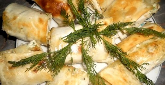 Рулет с творогом из лаваша