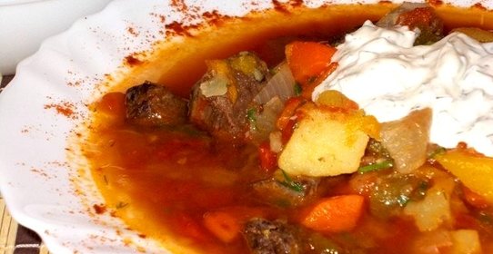 Гуляш из оленины