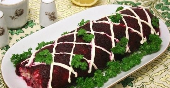 Селёдка под шубой в виде рулета