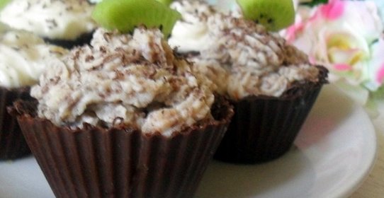 Шоколадные тарталетки с творожным десертом