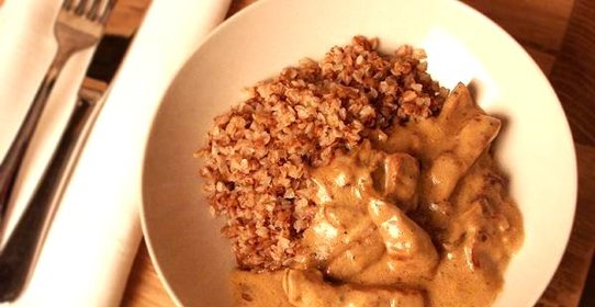 Телятина в сливочно-грибном соусе