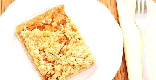 Яблочный пирог с сырной корочкой