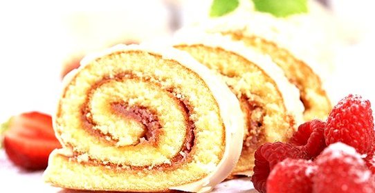 Бисквитный рулет на скорую руку