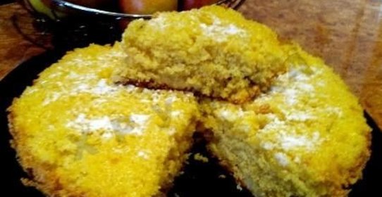 Шарлотка с яблоками в мультиварке