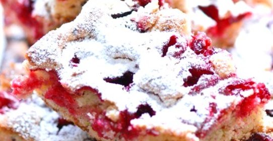 Вишневый пирог с геркулесом