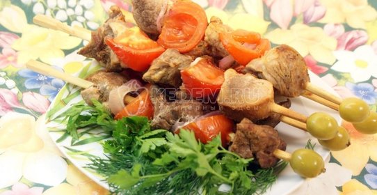 Шашлычки с помидорками в лимонном маринаде