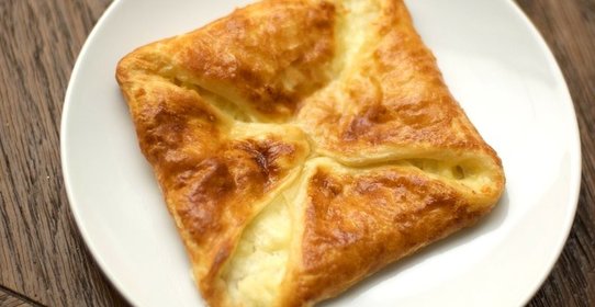 Пеновани с сулугуни