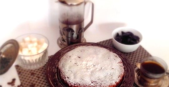 Кофейный пирог с черносливом