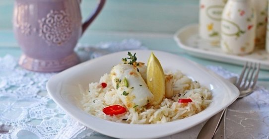 Ароматный рис с кальмаром