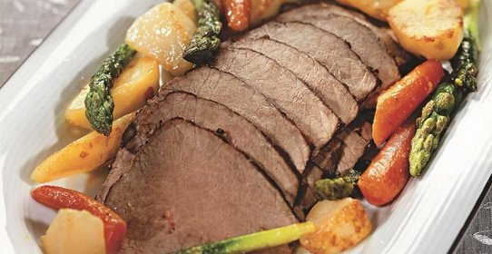 Мясо с молодыми овощами