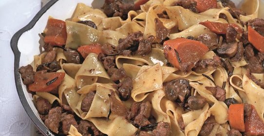 Паппарделле с бараниной и грибами