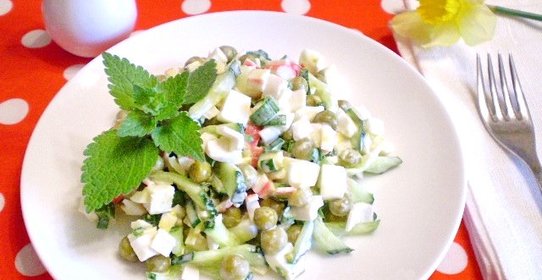 Салат крабовый с огурцом
