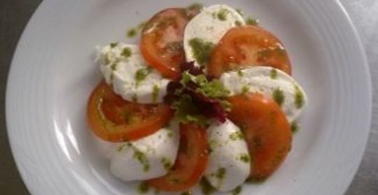 Салат Каприз