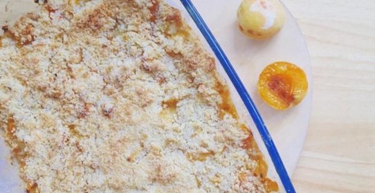 Насыпной пирог с абрикосами