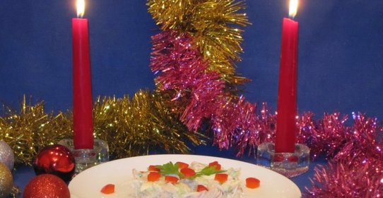 Салат с кальмарами