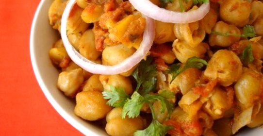 Пряный нут с тамариндом