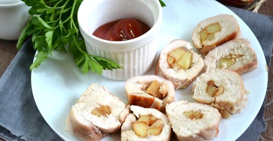 Рулетики из индейки с начинкой в духовке