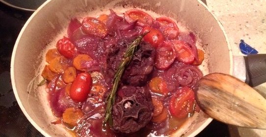 Тушеная баранина с овощами