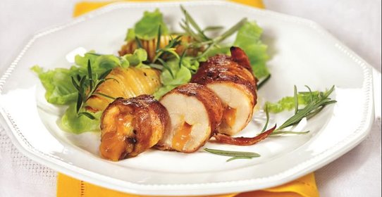 Куриные рулеты в беконе