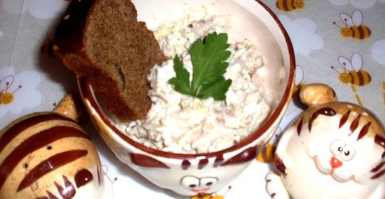 Салат с сайрой