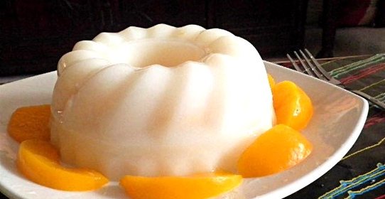 Сметанное желе с фруктами