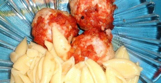 Куриные тефтели в томатной подливе